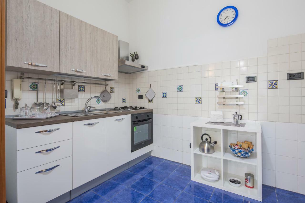 הוילה סלרנו La Casa Di Genella מראה חיצוני תמונה
